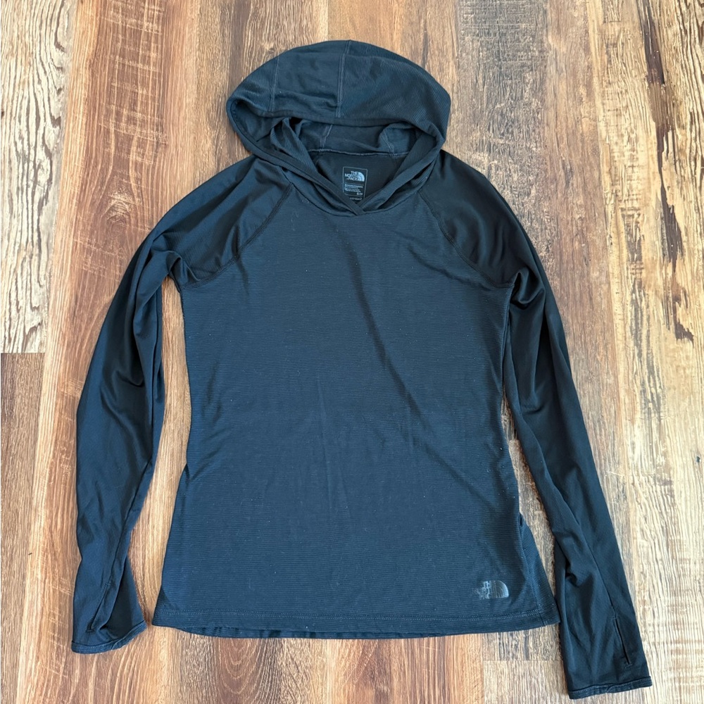 The North Face Women Flashdry Lightweight Pull Over with Hood Black Small
